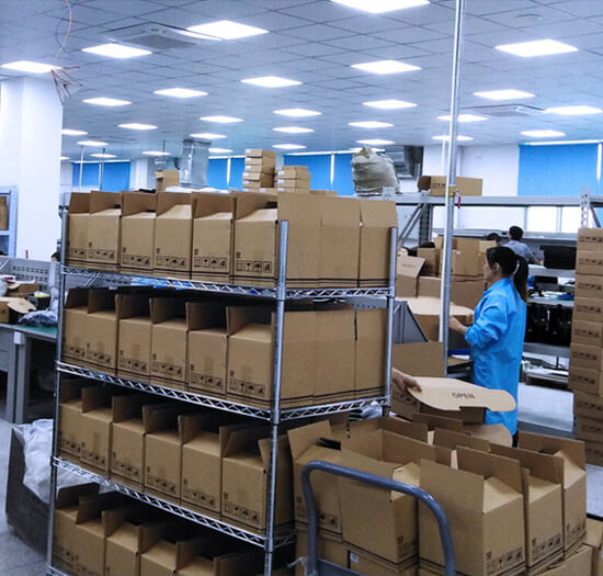 Nossas oficinas fabricando sensores de água analisadores de qualidade de água